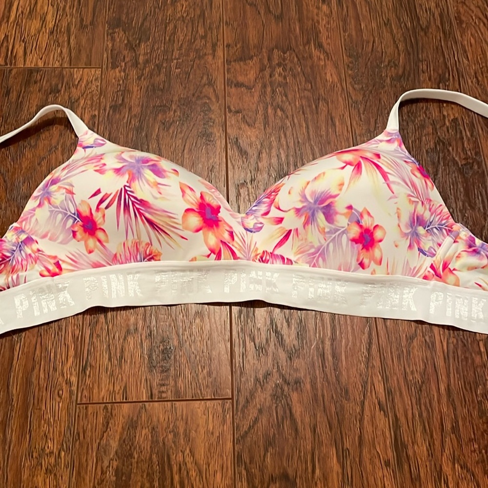 PINK Victoria’s Secret wireless bra